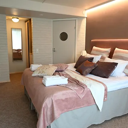 فندق Boutique Savoir 4*